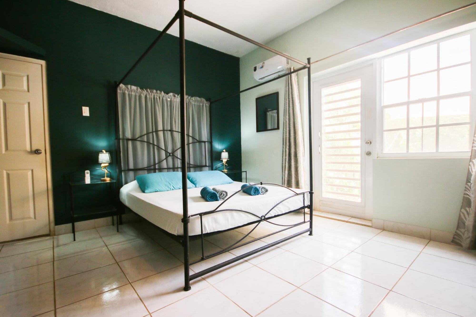 Woodstock Palmresort Curacao Виллемстад Экстерьер фото